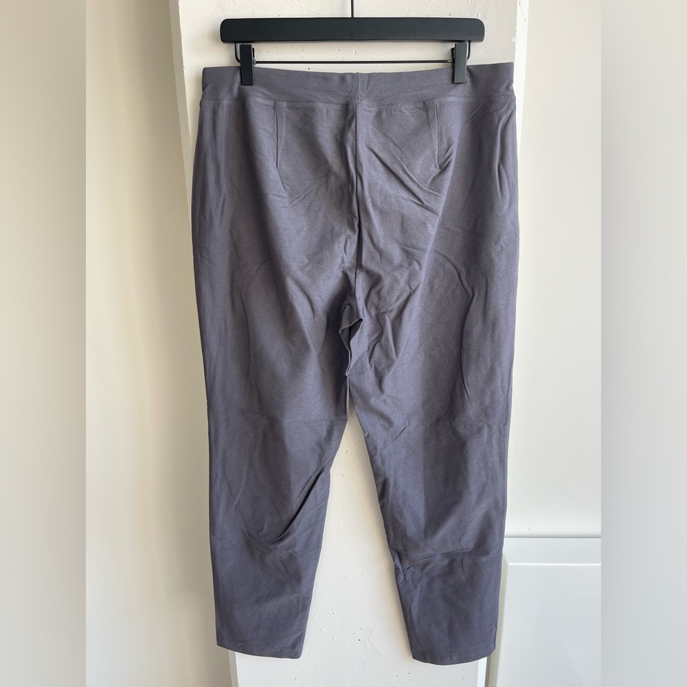 Eileen Fisher Slim Fit, Ankle Length Washable Stretch Crepe Pant in Meteor - Picture 3 of 6